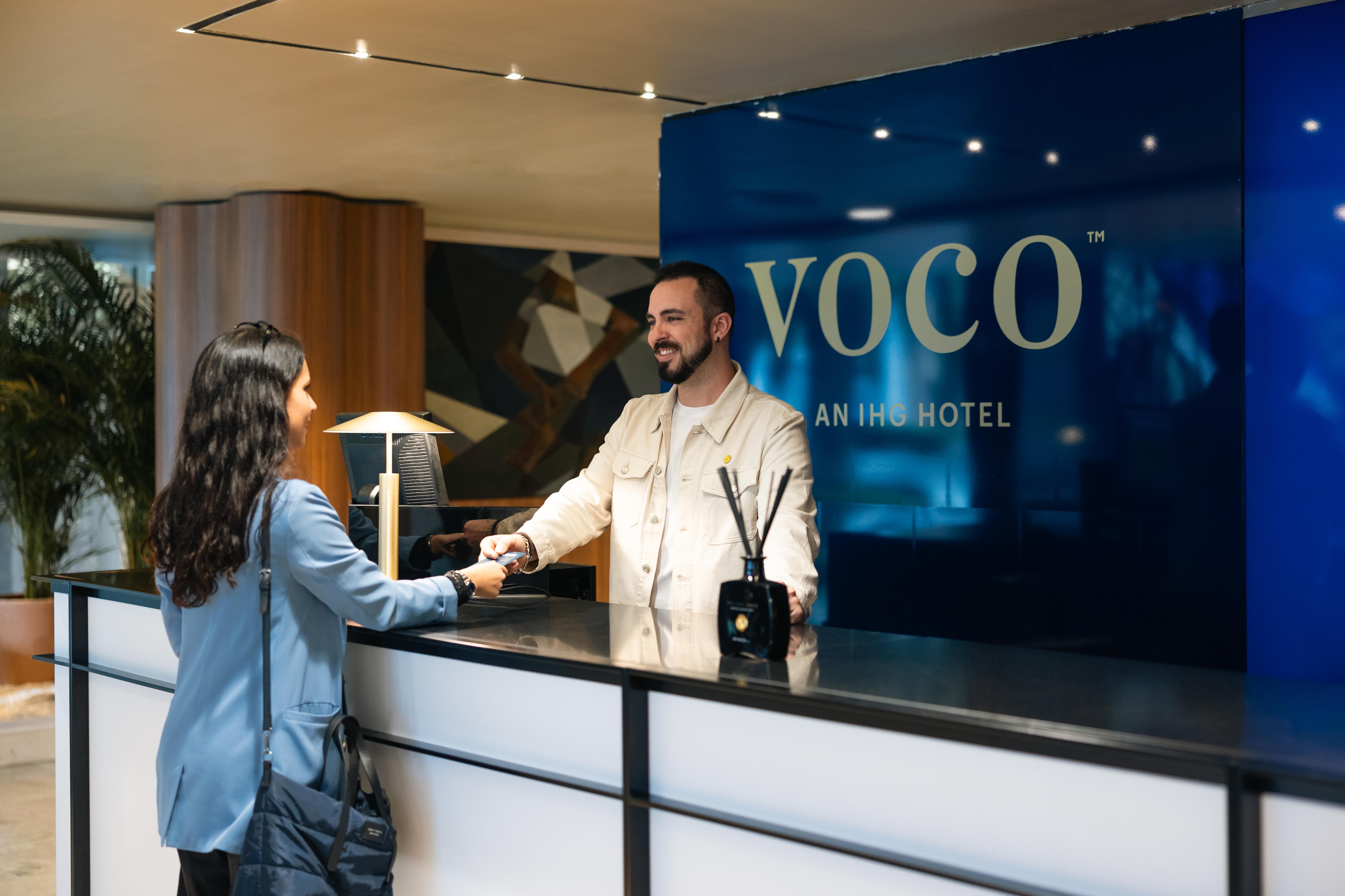 Voco Madrid Retiro By Ihg Hotel Exterior photo
