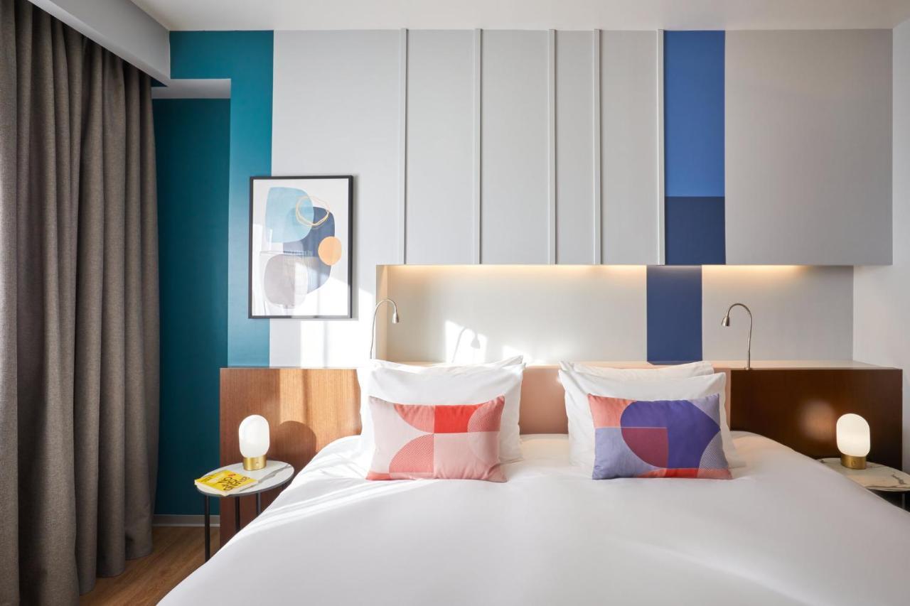 Voco Madrid Retiro By Ihg Hotel Exterior photo