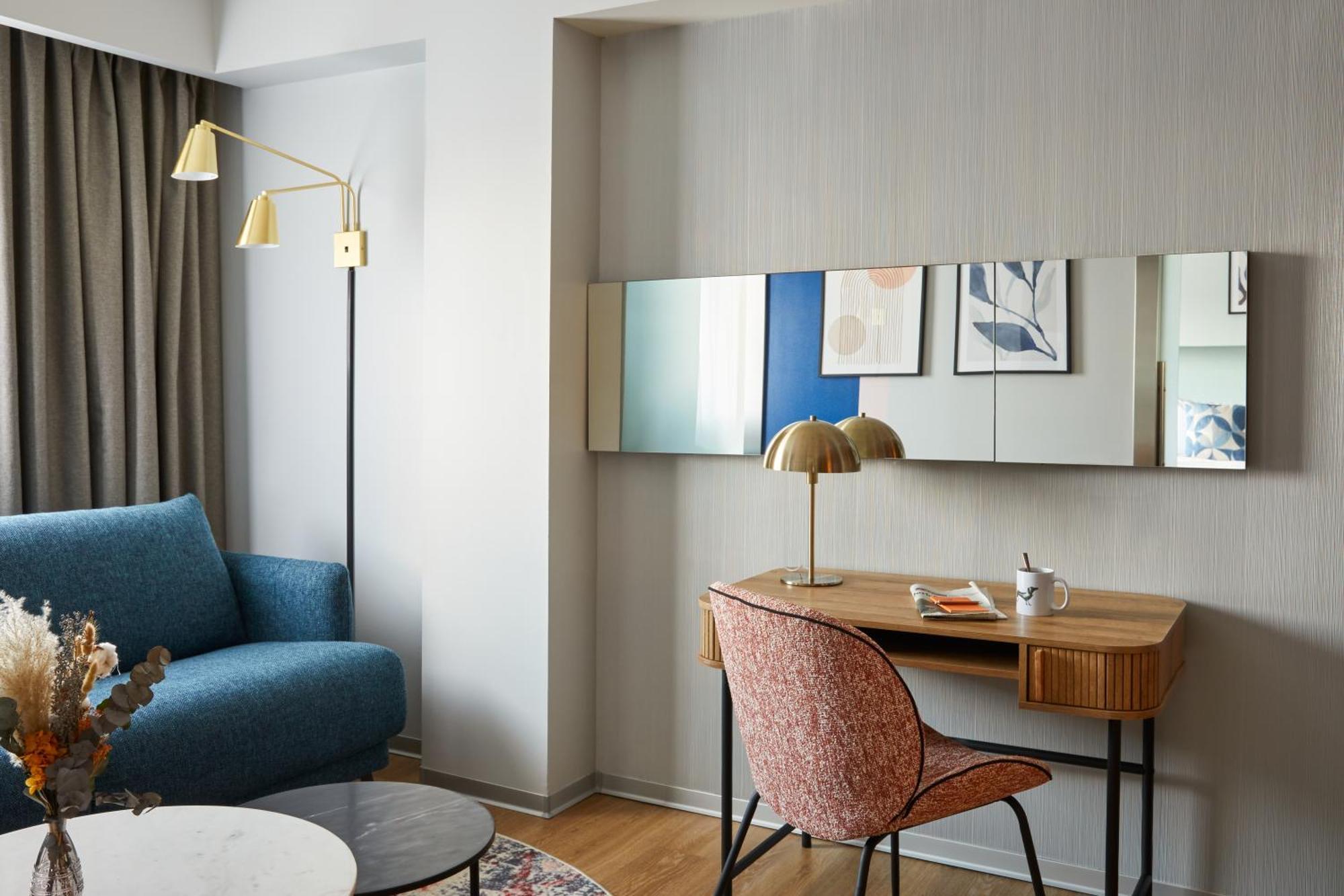 Voco Madrid Retiro By Ihg Hotel Exterior photo